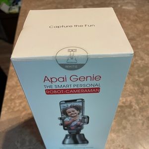 Apai Genie Great device! Terrific selfie stick